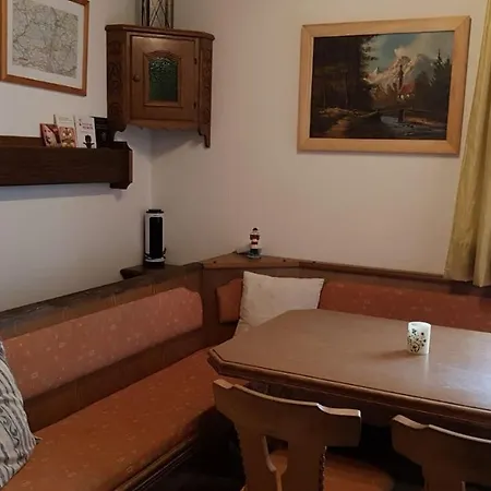 بيت ضيافة Hiasl Stubn Donnersbach